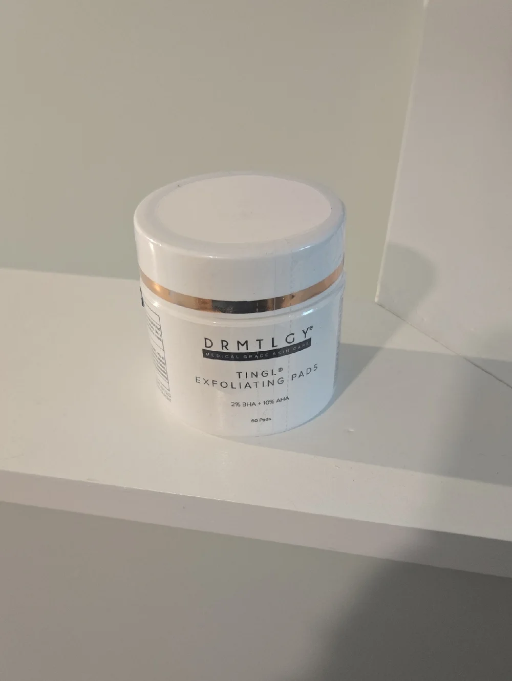 DRMTLGY Tingle Exfoliating Pads - White - Picture 1 of 3